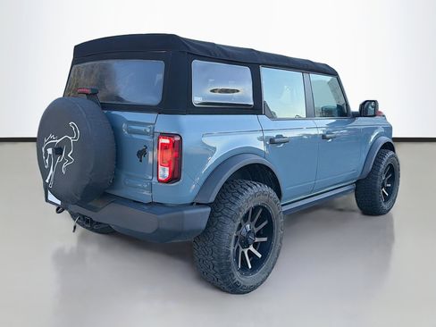 Used 2022 Ford Bronco 4-Door image 3