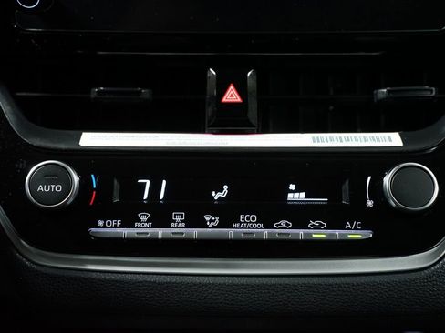 Certified 2024 Toyota Corolla LE image 20