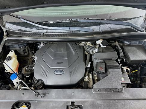 Used 2020 Kia Sedona EX image 30