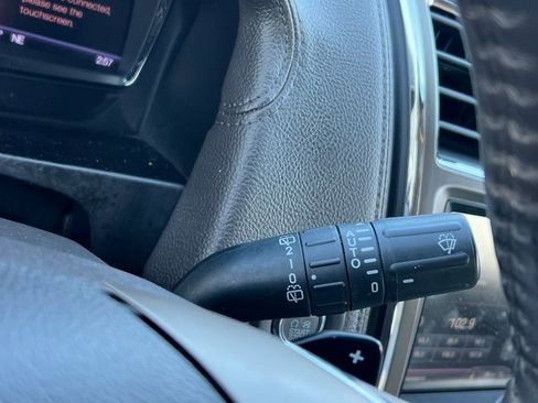 Used 2013 Lincoln MKX FWD image 34