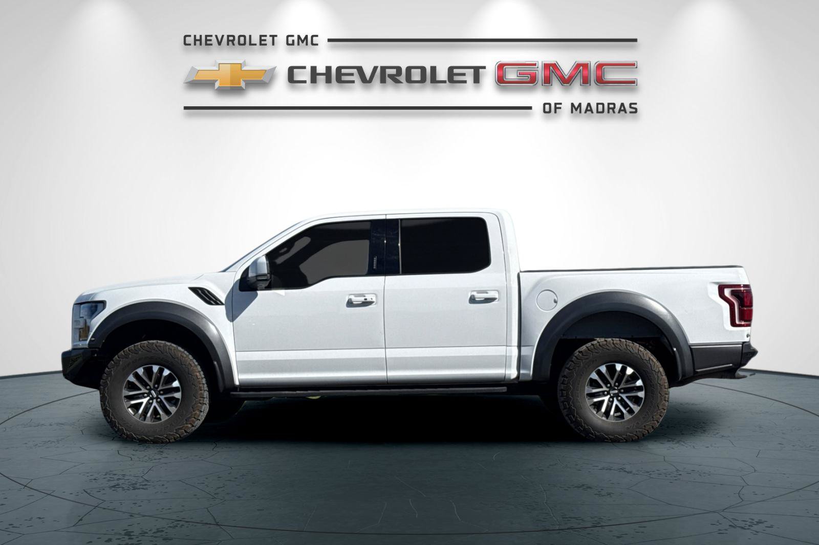 Used 2020 Ford F150 Raptor w/ Equipment Group 802A Luxury AWD/4WD image 6