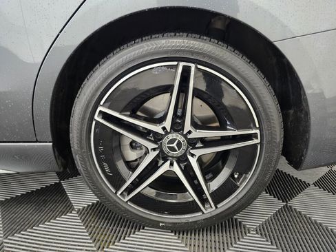 Used 2024 Mercedes-Benz C 300 4MATIC Sedan image 20