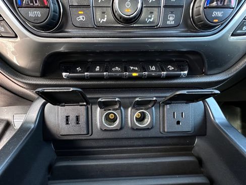 Certified 2017 Chevrolet Silverado 3500 LTZ AWD/4WD image 35