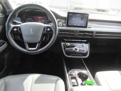 Used 2022 Lincoln Corsair FWD image 18