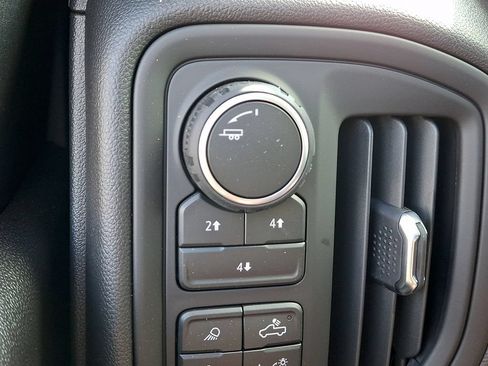 New 2026 Chevrolet Silverado 2500 Custom w/ Custom Value Package AWD/4WD image 15