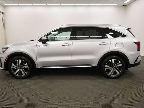 Certified 2023 Kia Sorento SX Prestige AWD/4WD image 4