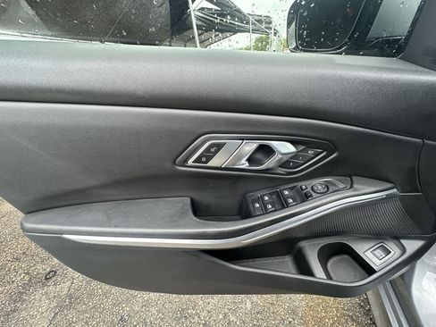 Used 2023 BMW 330i Sedan w/ Driving Assistance Package image 30