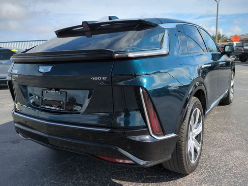 Certified 2024 Cadillac Lyriq Tech image 4