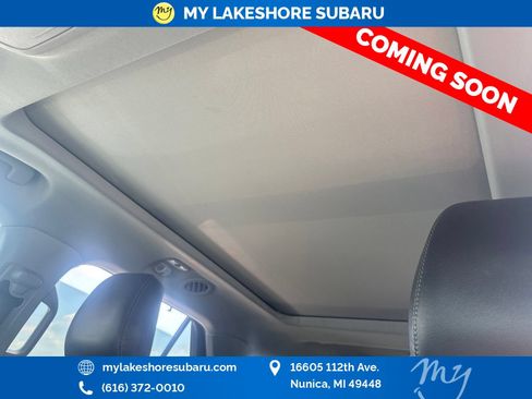 Used 2022 Ford Explorer Limited w/ Equipment Group 301A AWD/4WD image 15