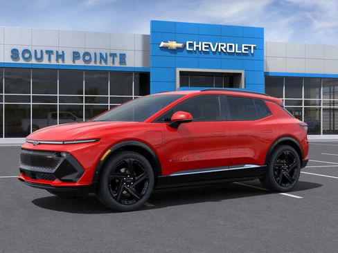 New 2025 Chevrolet Equinox EV RS image 2