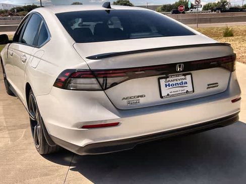 Used 2024 Honda Accord Sport image 5