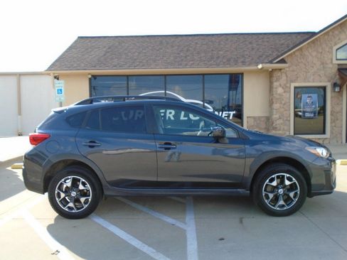 Used 2018 Subaru Crosstrek 2.0i Premium w/ Moonroof Package image 5