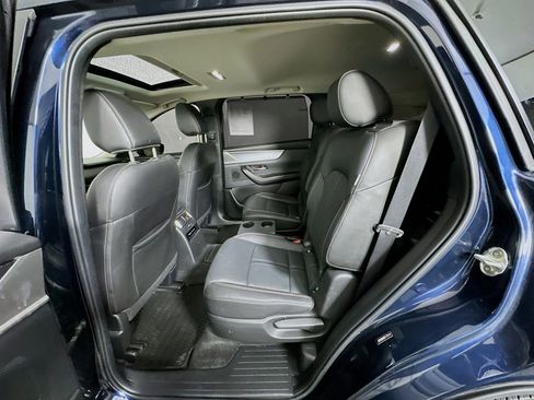 Used 2024 MAZDA CX-90 3.3 Turbo w/ Preferred Package image 27