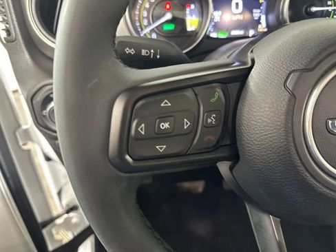 Used 2023 Jeep Wrangler Unlimited w/ Cold Weather Group image 15