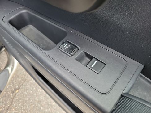 Used 2014 Honda Ridgeline Sport image 11