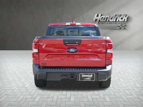 Used 2026 Ford Maverick Lariat w/ 4K Tow Package AWD/4WD image 8