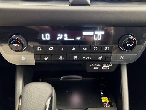 New 2026 Subaru Outback Touring XT AWD/4WD image 36
