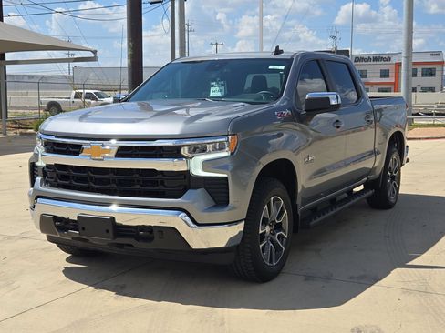 Certified 2025 Chevrolet Silverado 1500 LT w/ Z71 Off-Road Package AWD/4WD image 7