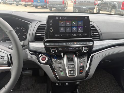Used 2026 Honda Odyssey Elite image 25