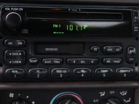 Used 2000 Ford F350 XLT image 28