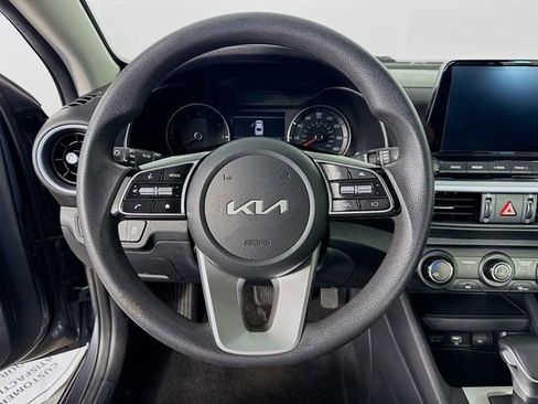Used 2024 Kia Forte LXS FWD image 12