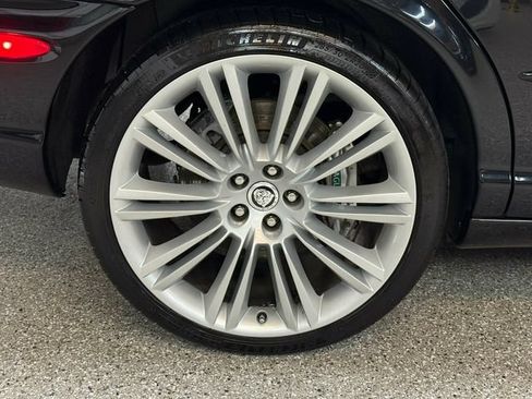 Used 2005 Jaguar XJ8 RWD image 41