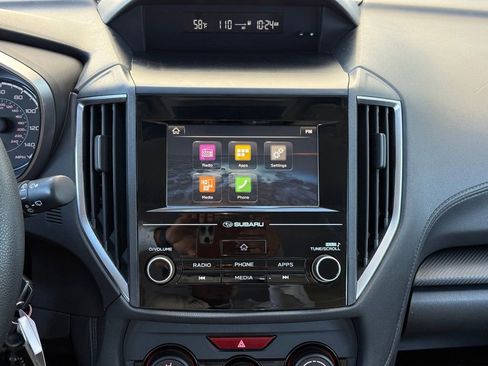 Used 2017 Subaru Impreza 2.0i Premium AWD/4WD image 12