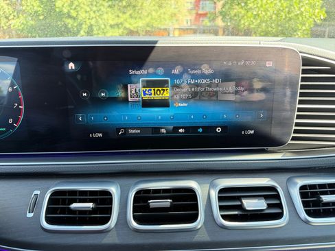 Used 2020 Mercedes-Benz GLS 450 4MATIC image 26