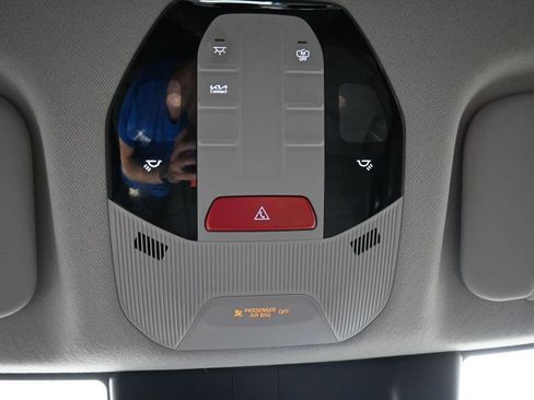 Used 2025 Kia K4 FWD image 16