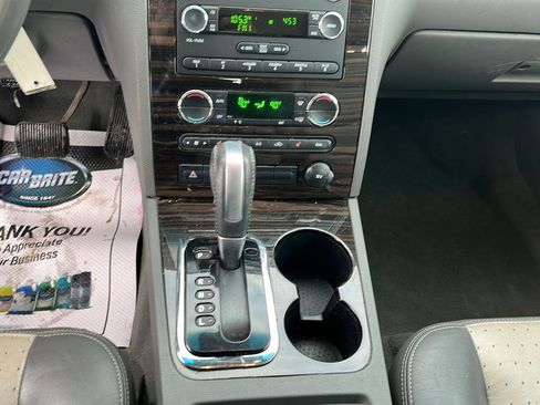 Used 2008 Mercury Sable Premier image 18