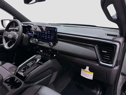 New 2026 GMC Canyon Elevation w/ Convenience Package image 32