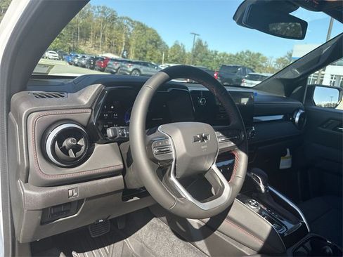 New 2026 Chevrolet Colorado Z71 image 10