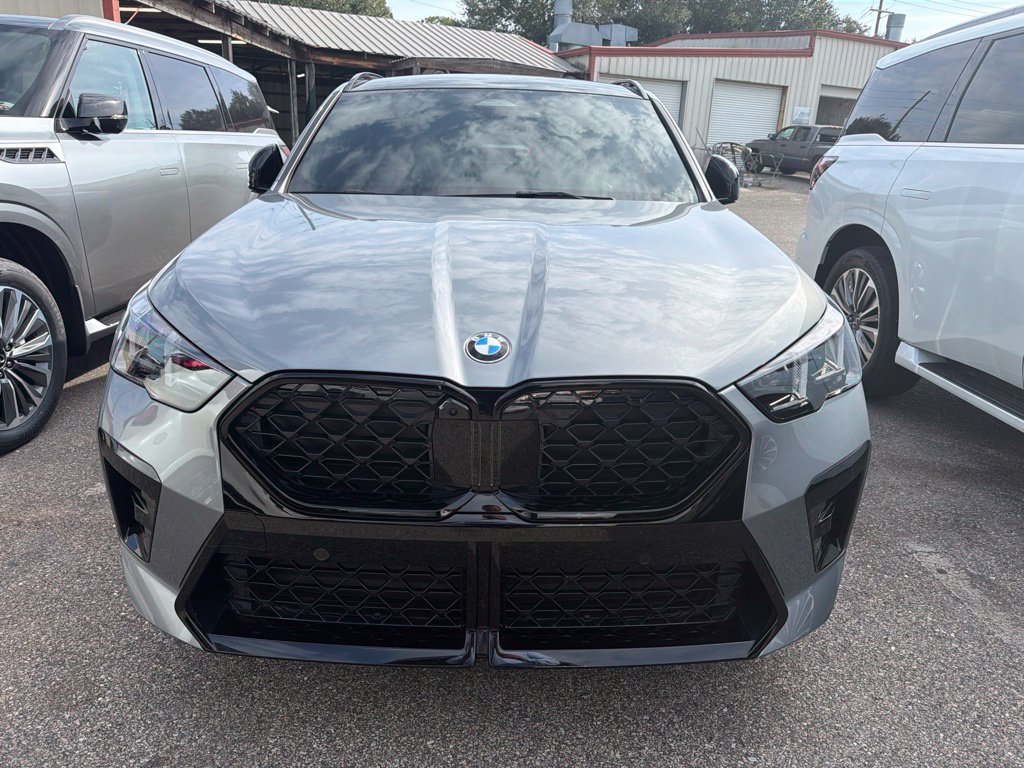 Used 2026 BMW X2 xDrive28i w/ Technology Package AWD/4WD image 2