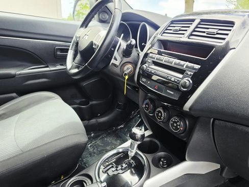 Used 2013 Mitsubishi Outlander Sport ES FWD image 14