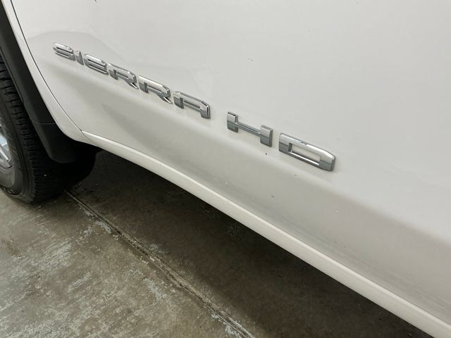 Used 2024 GMC Sierra 2500 SLE w/ SLE Convenience Package AWD/4WD image 9