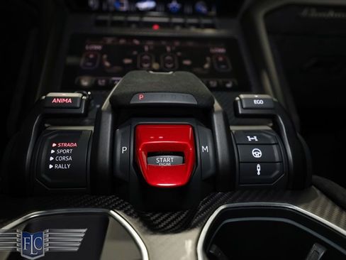 Used 2023 Lamborghini Urus Performante image 38