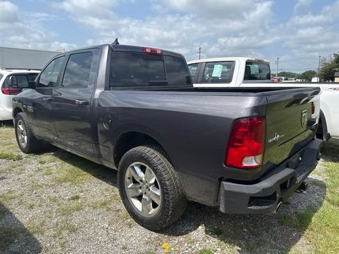 Used 2016 RAM 1500 Lone Star AWD/4WD image 5