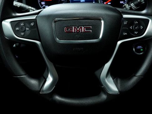 Used 2022 GMC Terrain SLE w/ Driver Convenience Package image 18