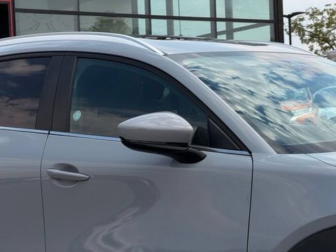Used 2025 MAZDA CX-30 AWD 2.5 S w/ Preferred Package image 4