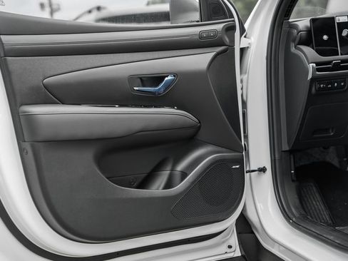 New 2026 Hyundai Santa Cruz Limited image 32