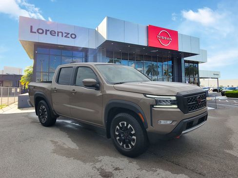 Used 2024 Nissan Frontier Pro-X w/ Technology Package image 3