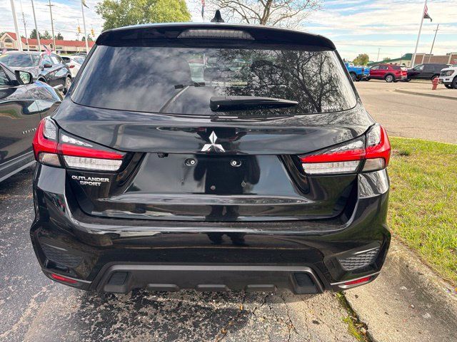 Used 2024 Mitsubishi Outlander Sport ES AWD/4WD image 4