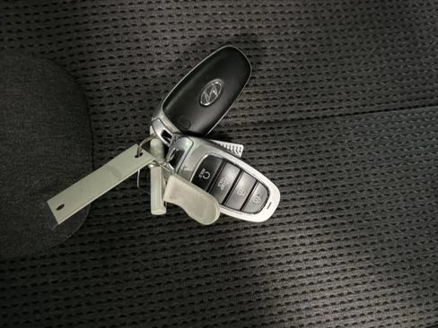 Used 2021 Hyundai Santa Fe SEL FWD image 9