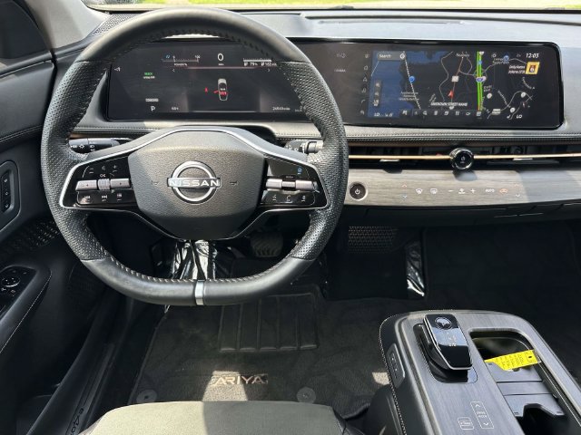 Used 2024 Nissan Ariya AWD image 3