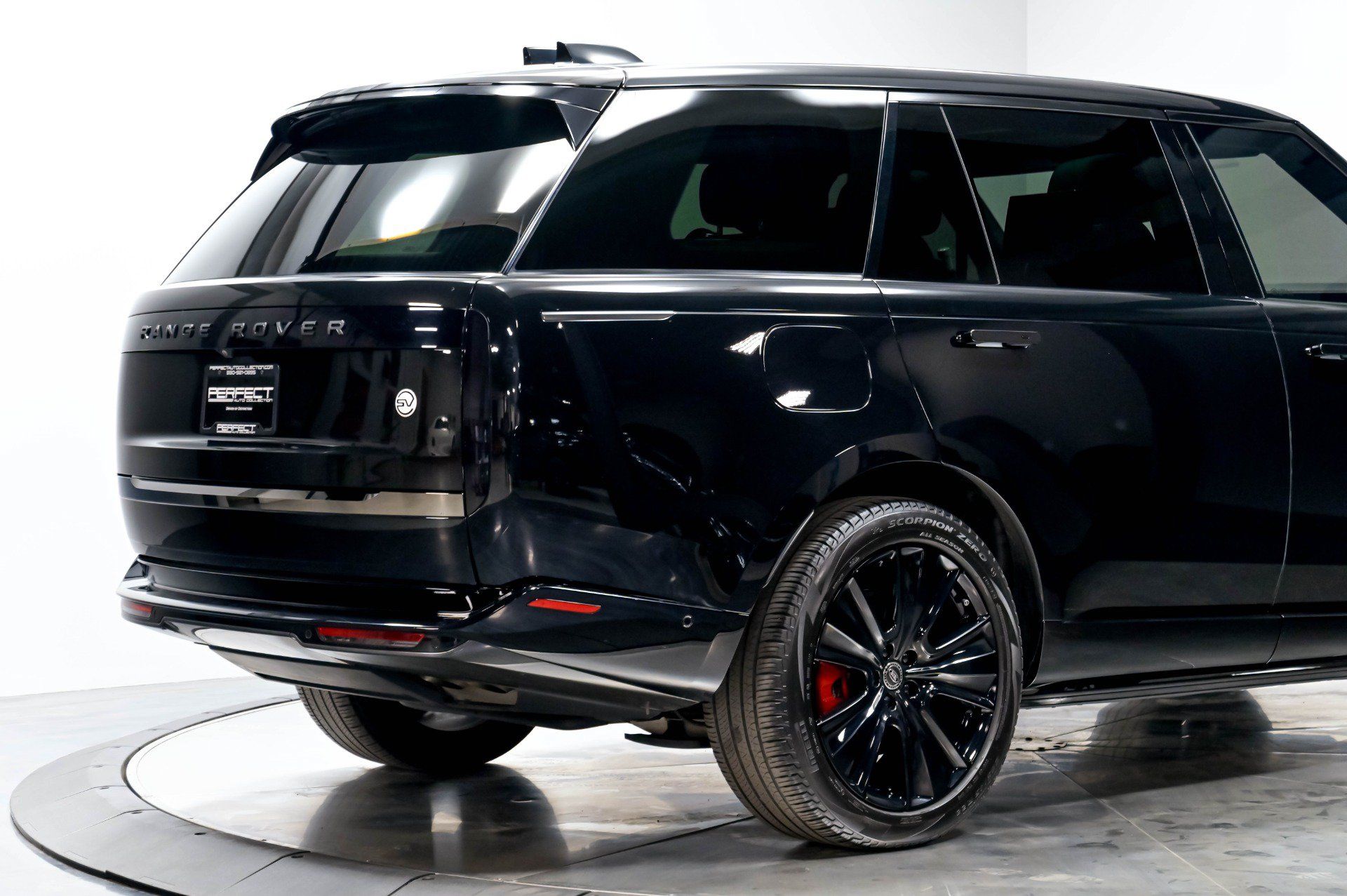 Used 2023 Land Rover Range Rover LWB SV Autobiography AWD/4WD image 19