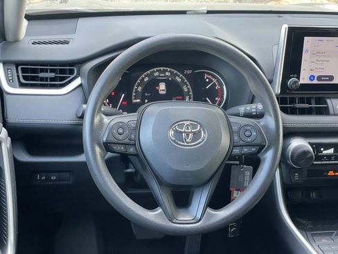 Used 2024 Toyota RAV4 LE image 7