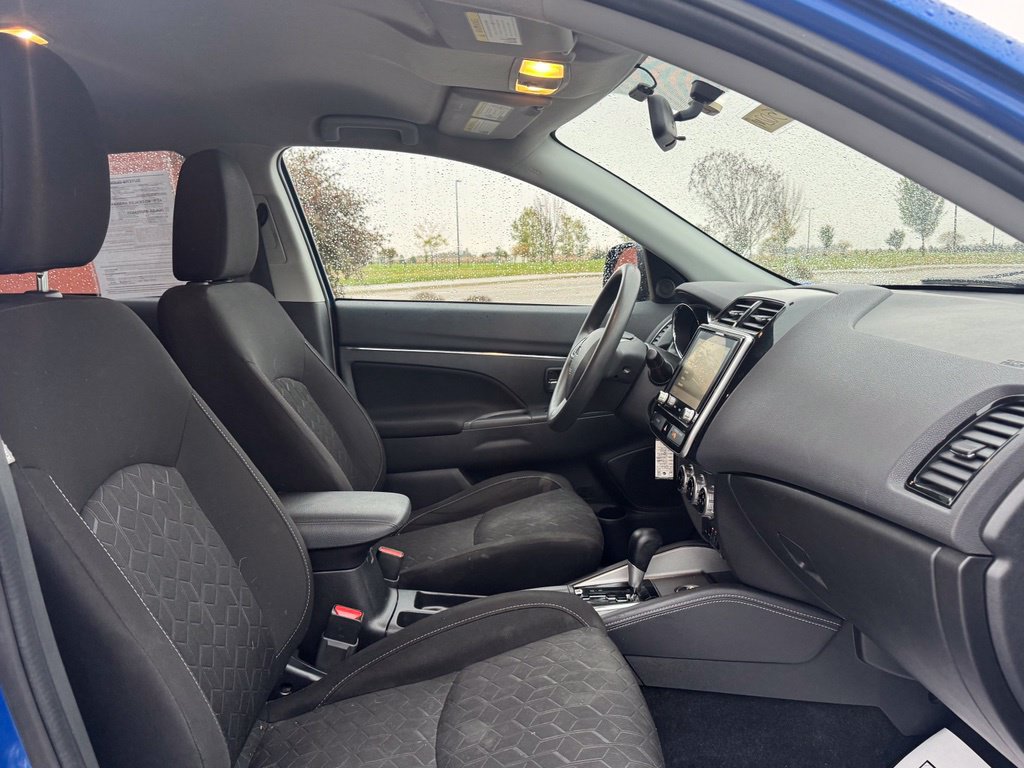 Used 2020 Mitsubishi Outlander Sport ES AWD/4WD image 23