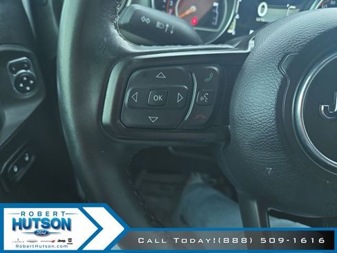 Used 2022 Jeep Wrangler Unlimited Sport AWD/4WD image 13