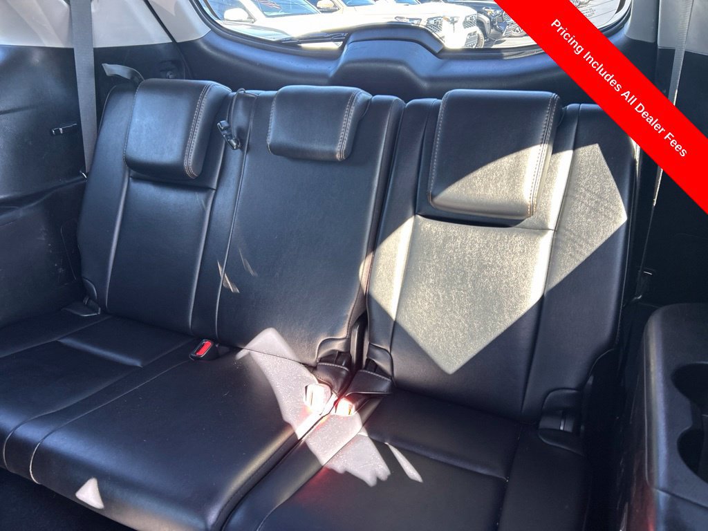 Used 2018 Toyota Highlander XLE AWD/4WD image 16