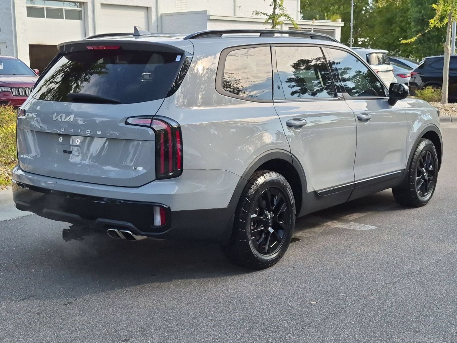 Used 2024 Kia Telluride SX X-Pro AWD/4WD image 3